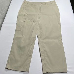 Eddie Bauer Nylon Cropped Pants - Size 6